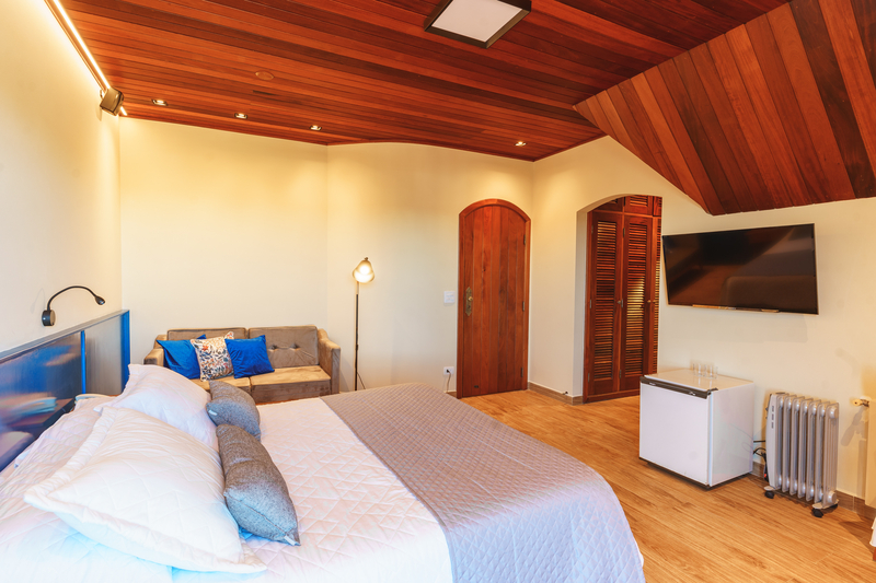 Quarto Duplo Luxo com Varanda - Chalé — foto 3